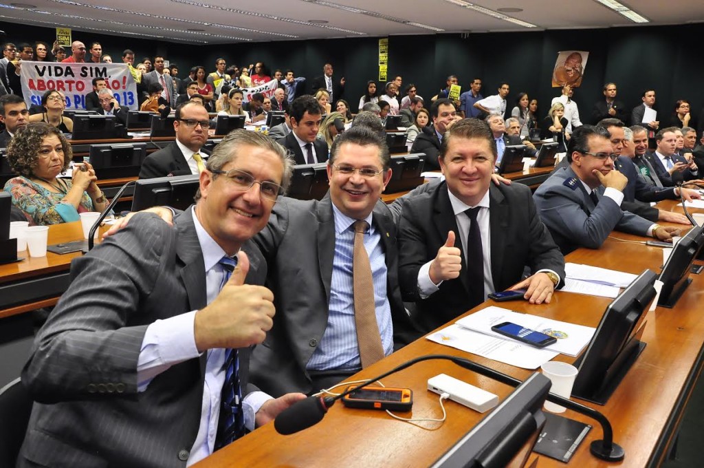 Lider do PSD Rogério Rosso (DF); Sóstenes Cavalcante (RJ); e Jefferson Campos (SP)
